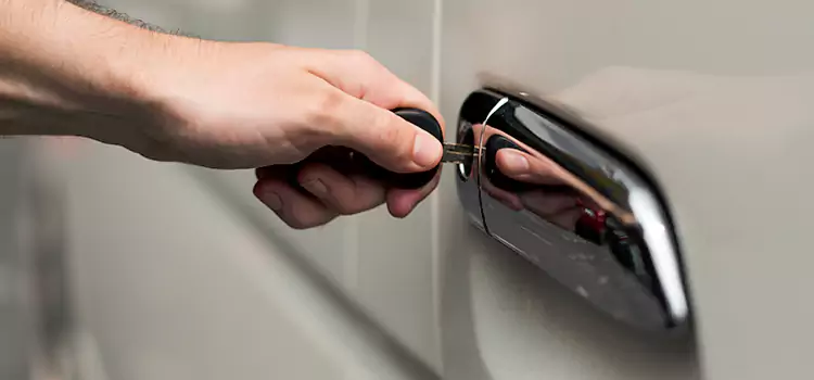 Why Choose Our Auto Locksmith Team in Russellville, AR?